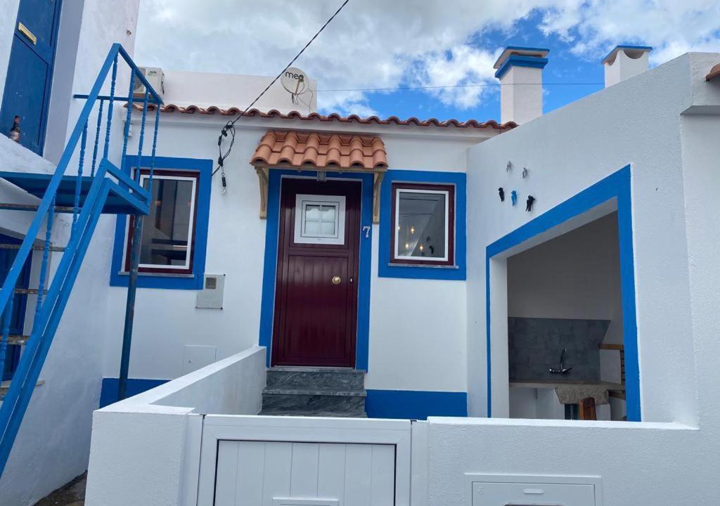 Photo of Buildings in Portel
