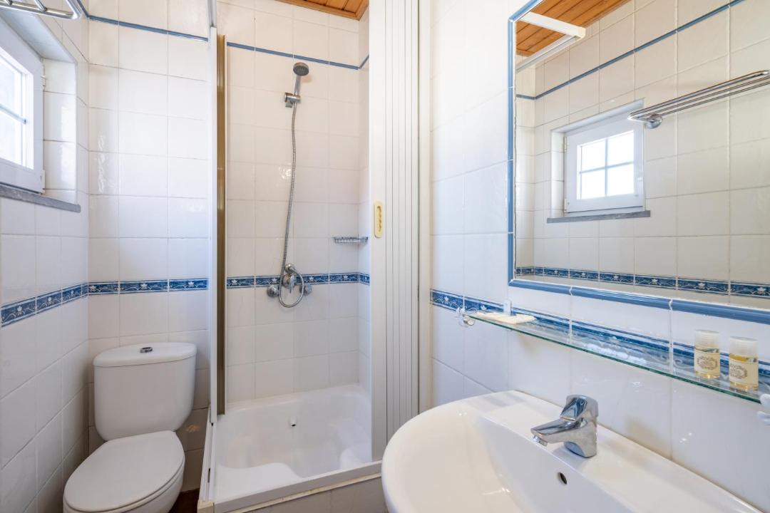 Photo of Bathroom in Vila Nova de Milfontes