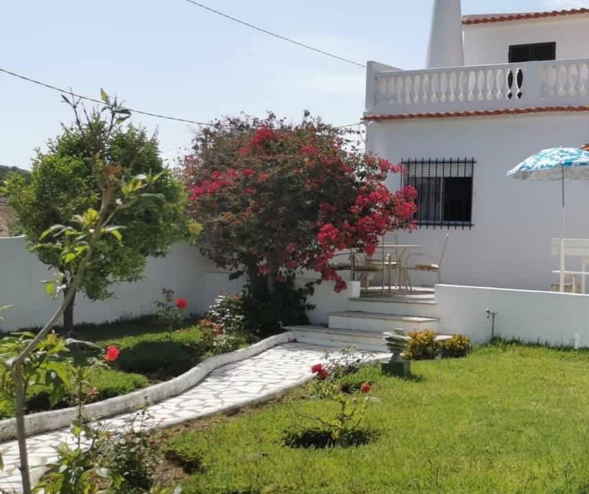 Photo of Buildings in Armacao de Pera