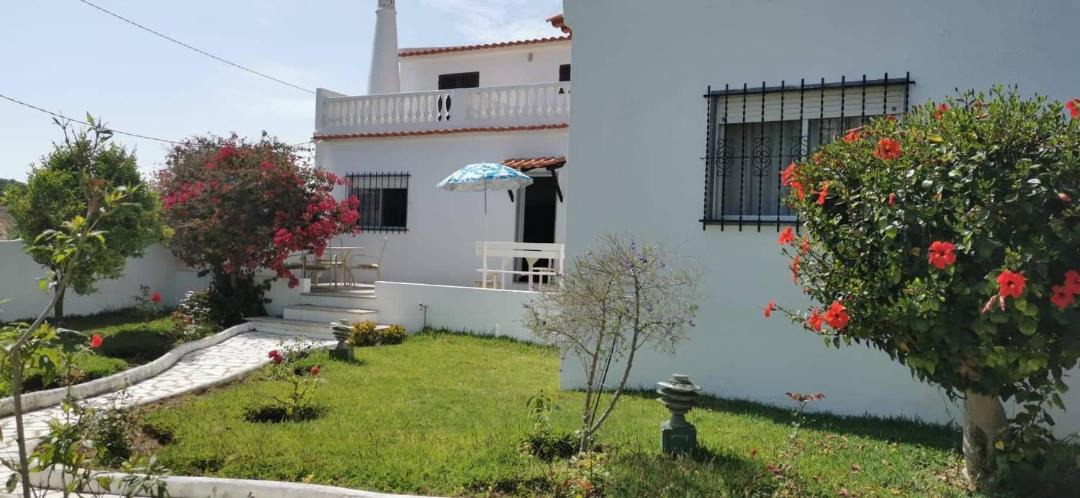 Photo of Buildings in Armacao de Pera
