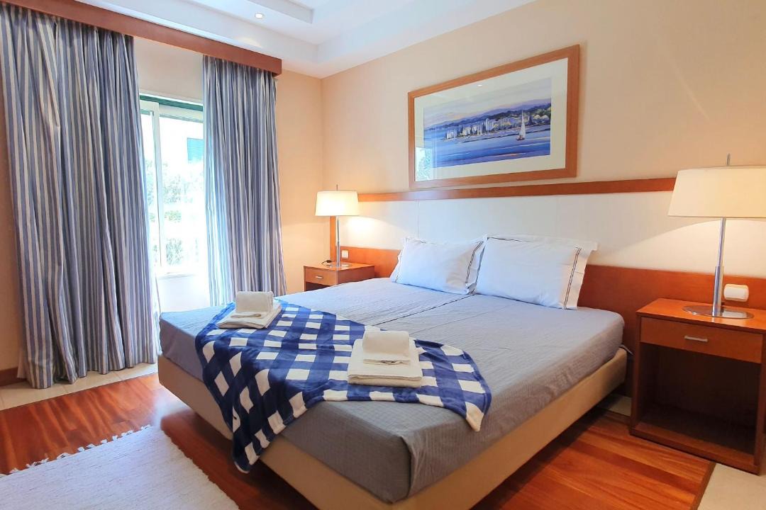 Photo of Bedroom in Mexilhoeira da Carregacao
