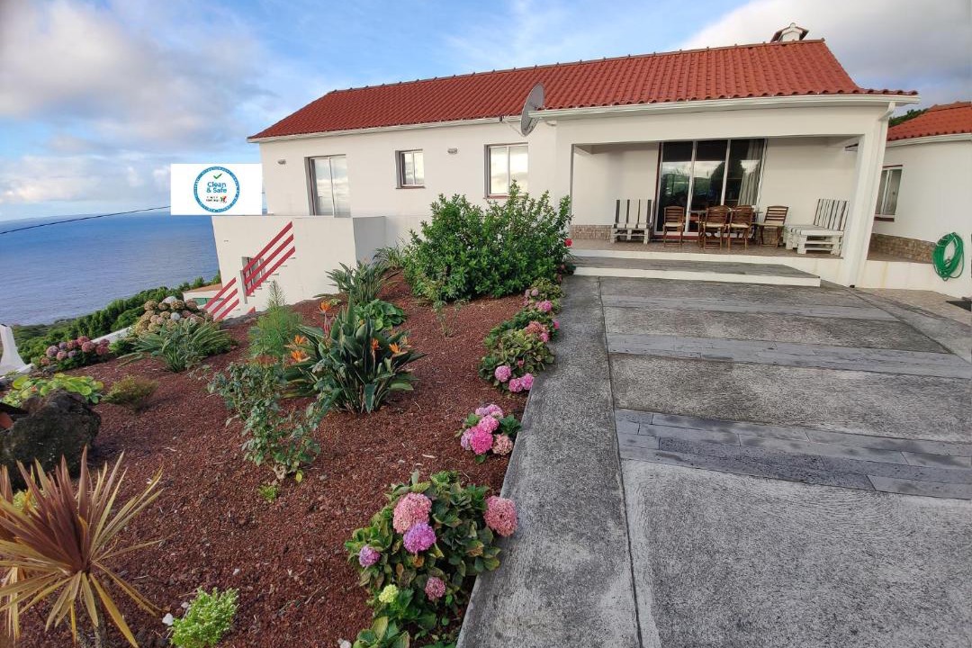 Photo of Others in Calheta de Nesquim