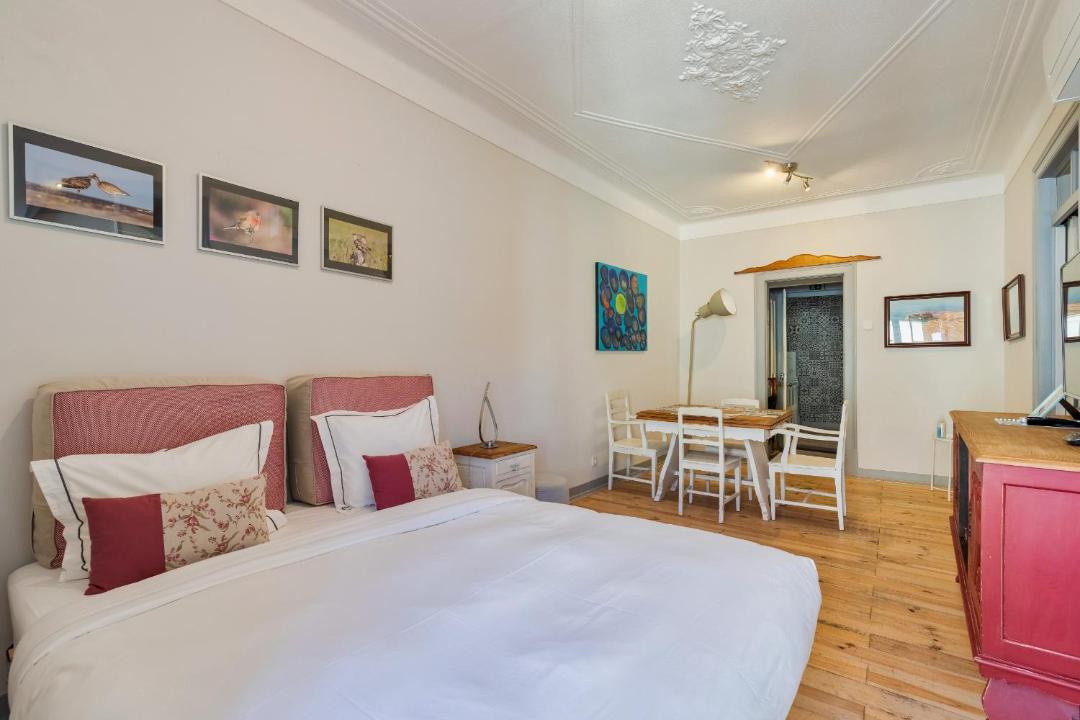 Photo of Bedroom in Setubal