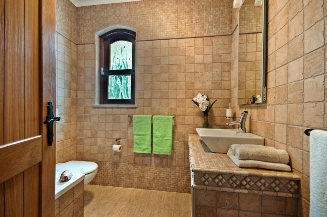 Photo of Bathroom in Fuseta