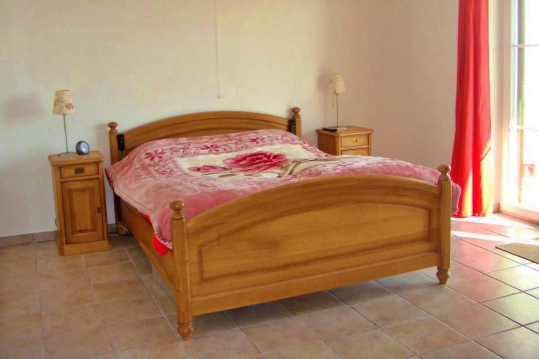 Photo of Bedroom in Avis