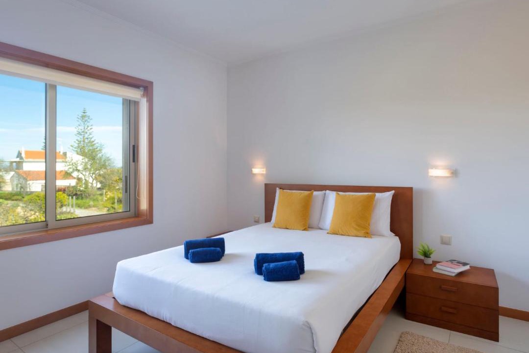 Photo of Bedroom in Alporchinhos