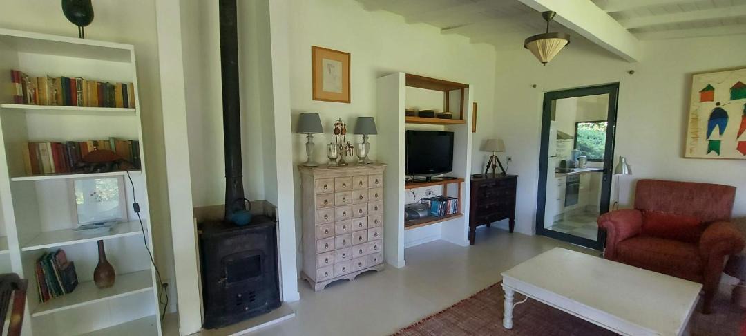 Photo of Livingroom in Portela