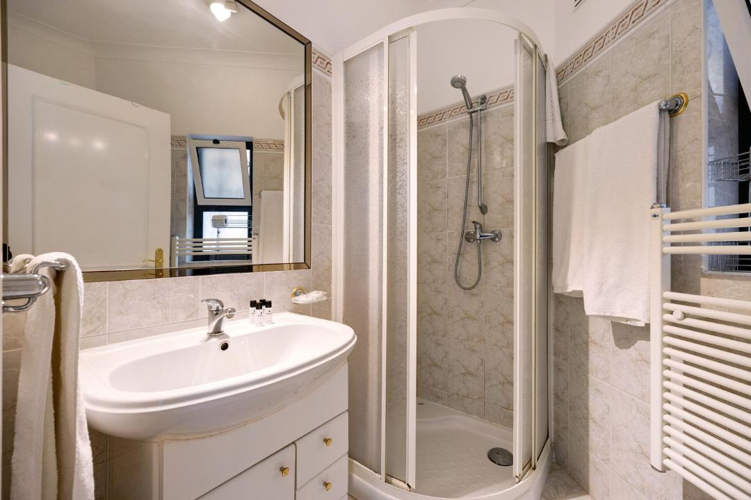 Photo of Bathroom in Estombar