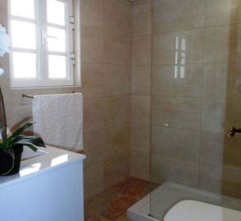 Photo of Bathroom in Caldas da Rainha