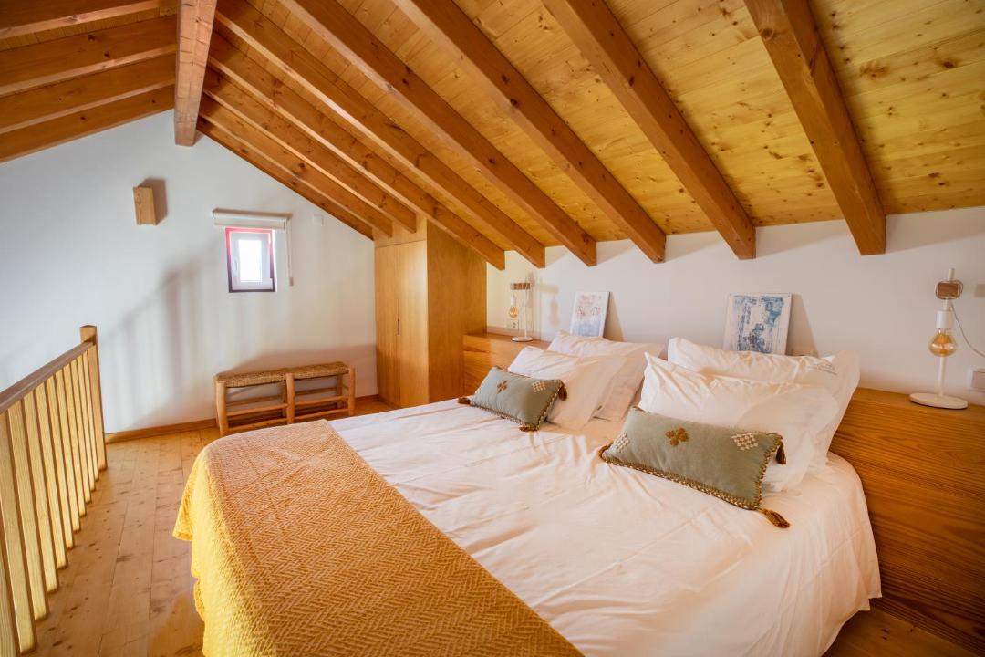 Photo of Bedroom in Sines