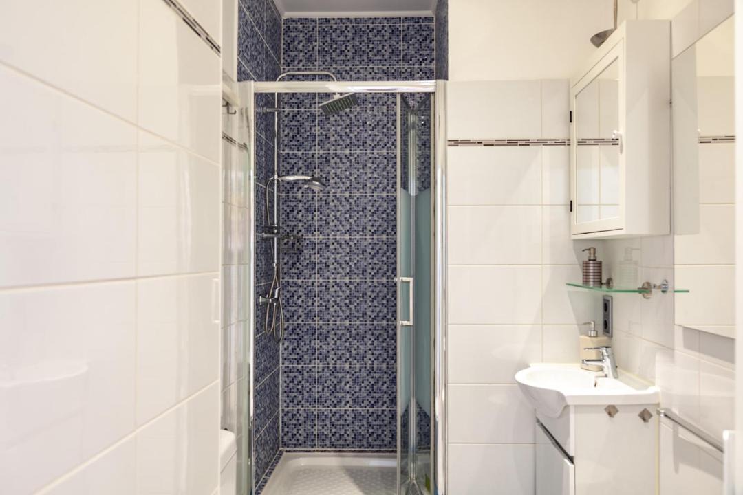 Photo of Bathroom in Portimao City Centre