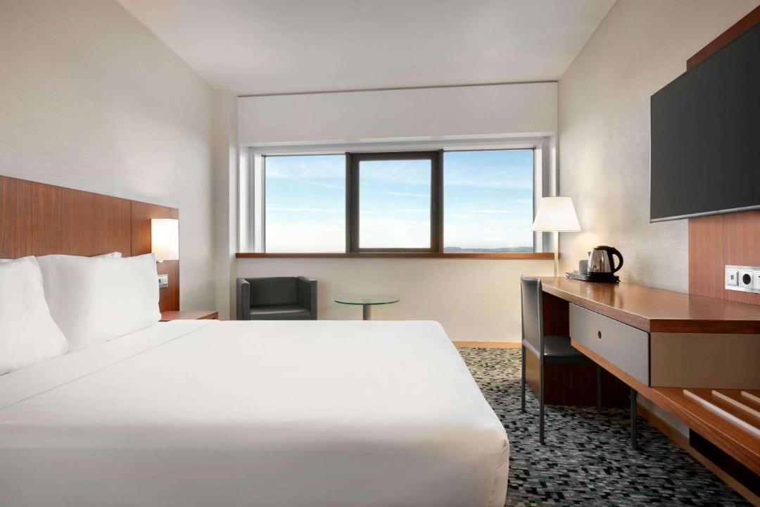 Photo of Bedroom in Alto do Pina
