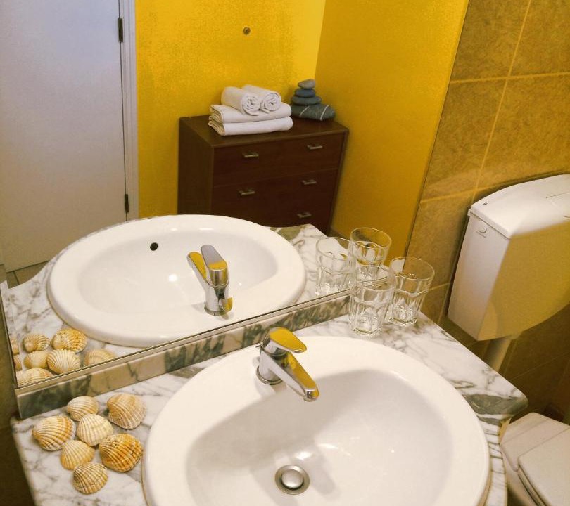 Photo of Bathroom in Funchal