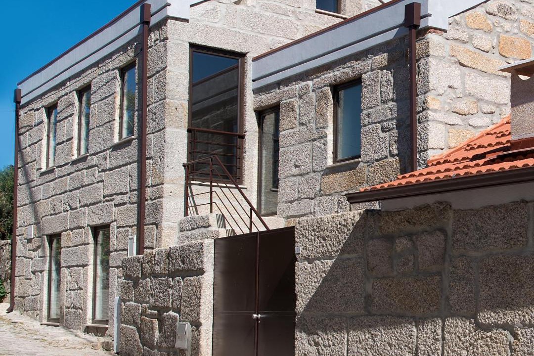 Photo of Buildings in Queira
