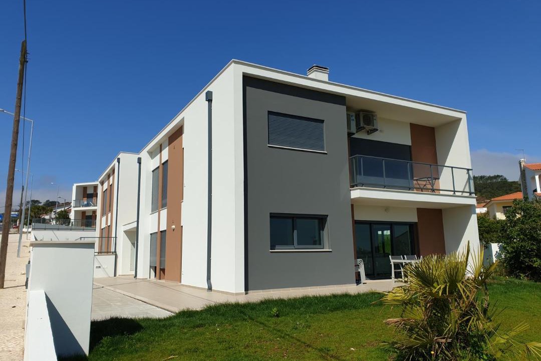 Photo of Buildings in Salir do Porto