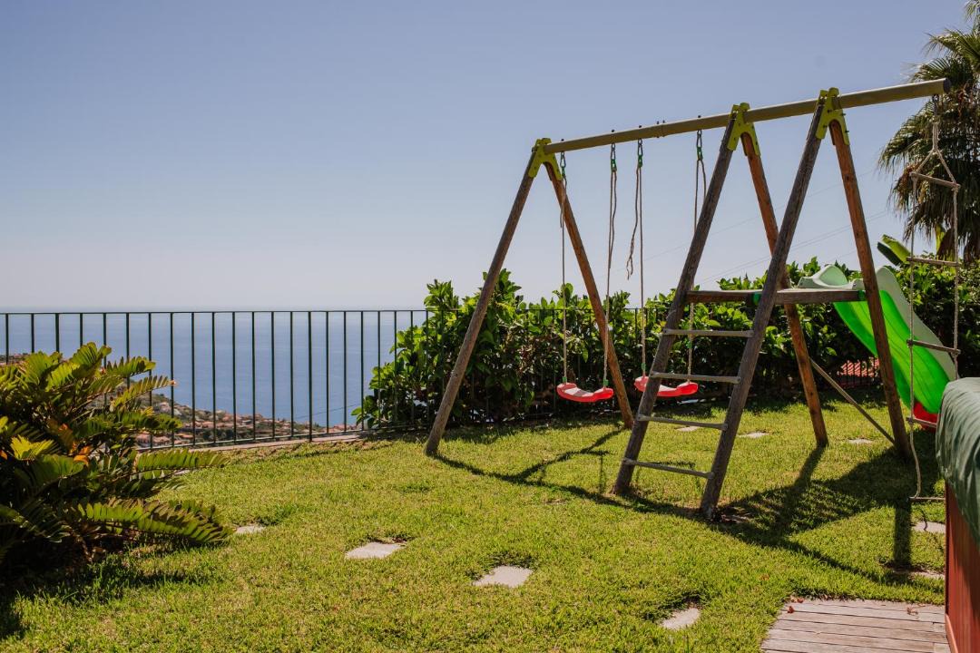 Photo of Others in Canhas