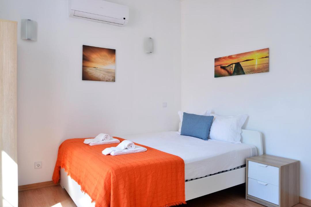 Photo of Bedroom in Oeiras