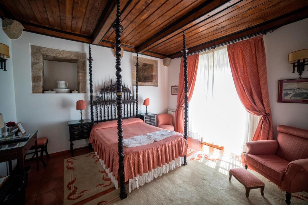 Photo of Bedroom in Cossourado