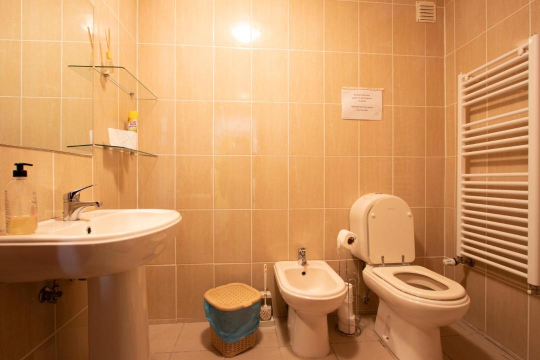Photo of Bathroom in Gouveia