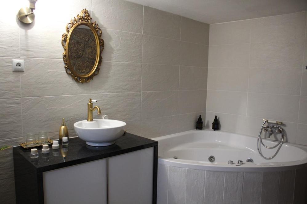 Photo of Bathroom in Paredes
