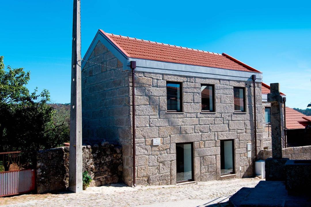 Photo of Buildings in Queira