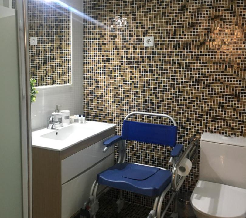 Photo of Bathroom in Cedrim