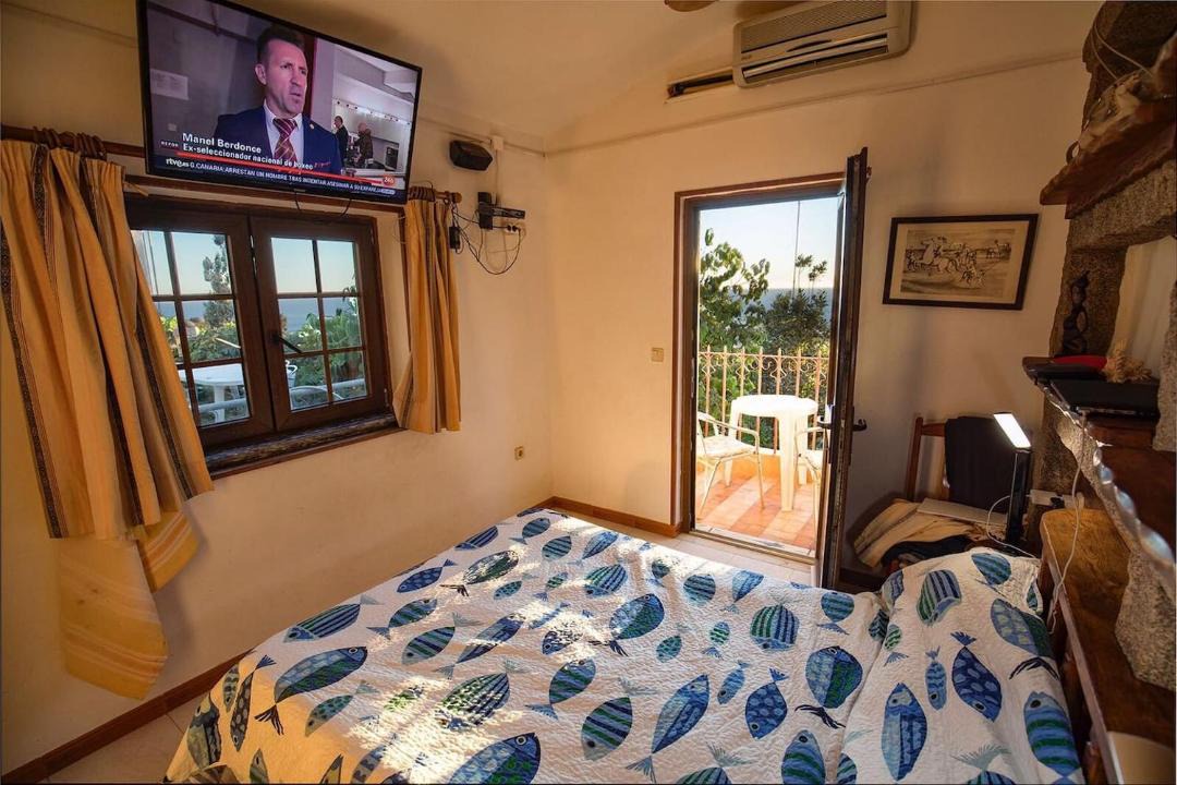 Photo of Bedroom in Costa de Caparica
