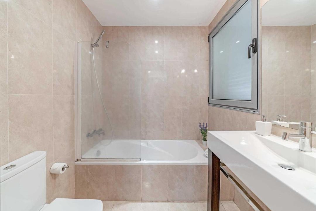 Photo of Bathroom in Canico