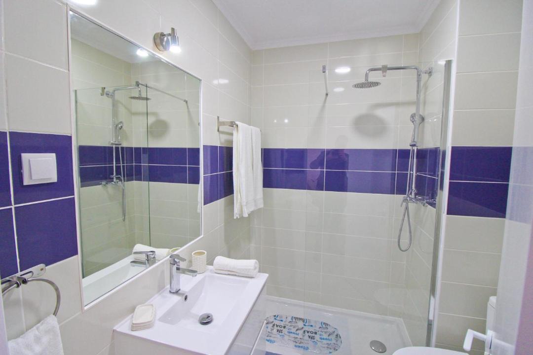 Photo of Bathroom in Praia da Rocha