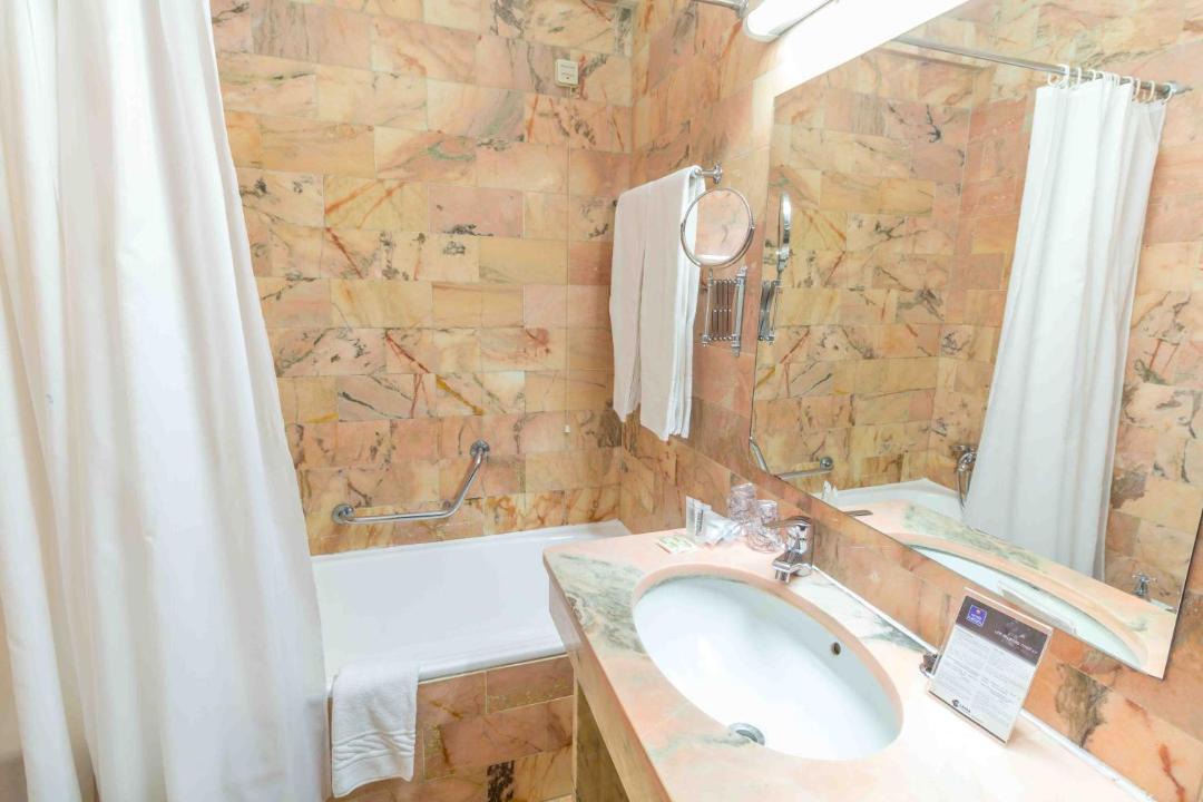 Photo of Bathroom in Seia