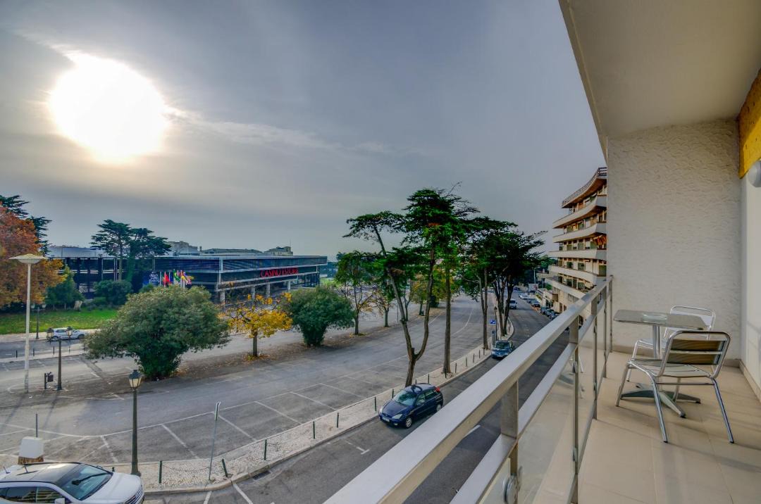 Photo of Others in Estoril