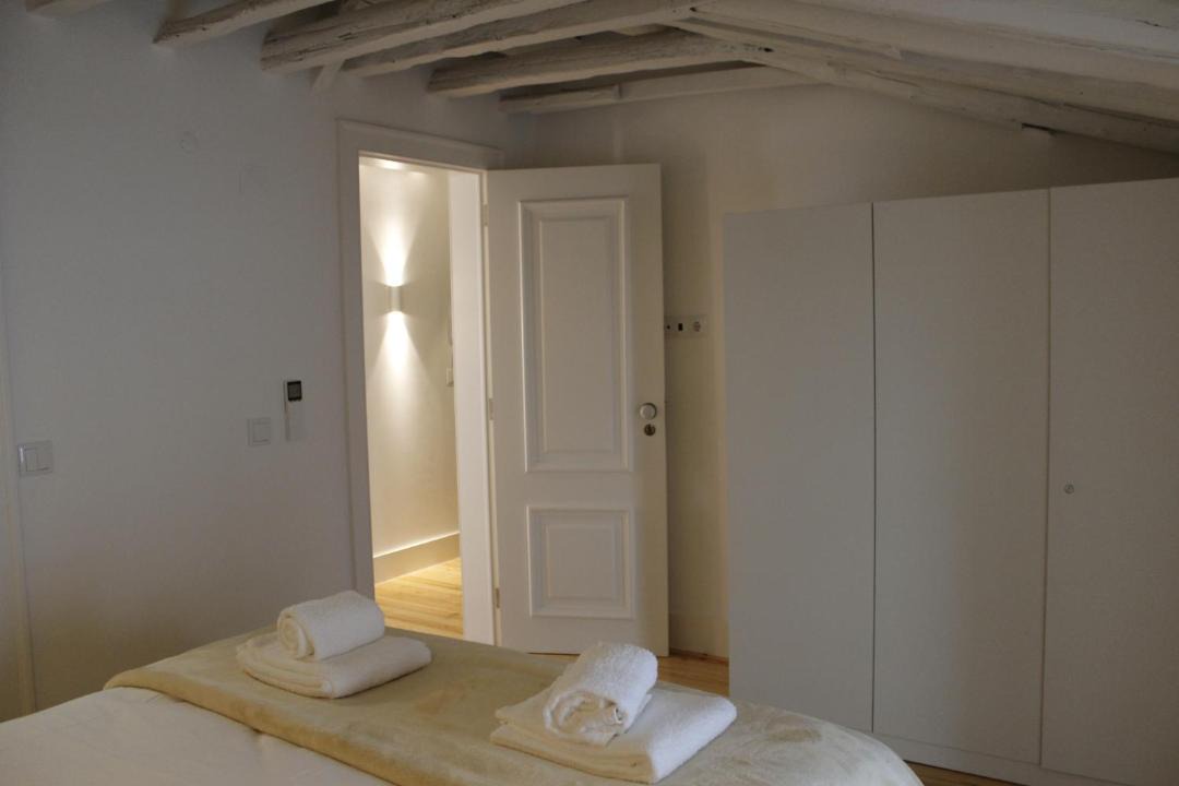 Photo of Bedroom in Baixa
