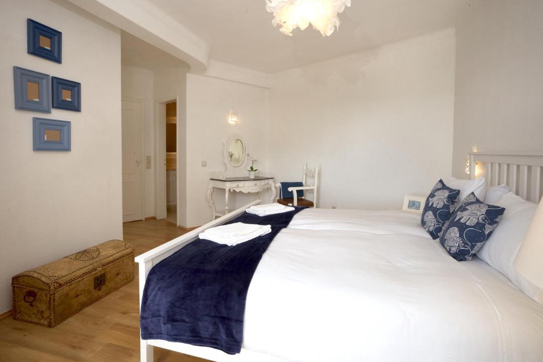 Photo of Bedroom in Alporchinhos
