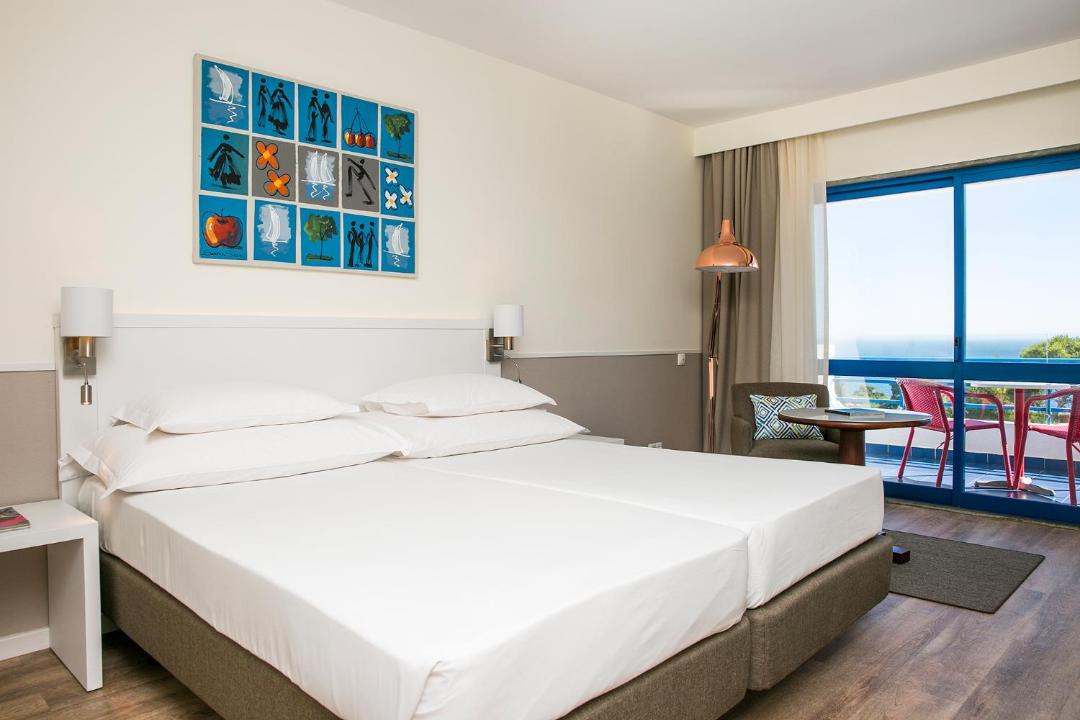 Photo of Bedroom in Cascais