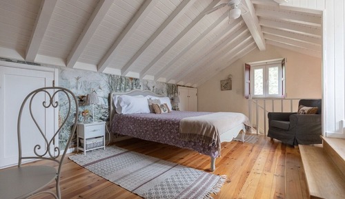 Cotovia House