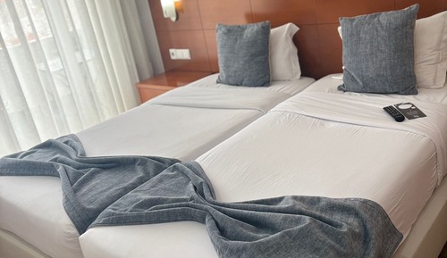 Edition Duplo - Accessible Room (MR) - Twin Beds