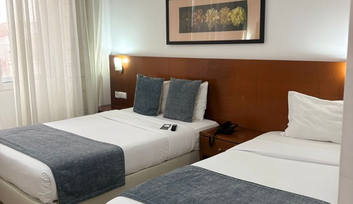 Edition Triple - 1 Double + 1Twin Beds
