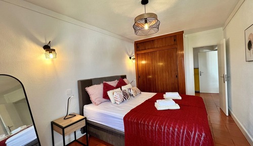 Apartment, 2 Bedrooms, Pool Access