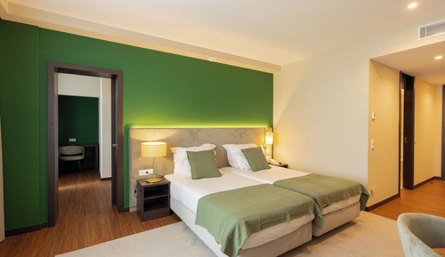Junior Studio Suite