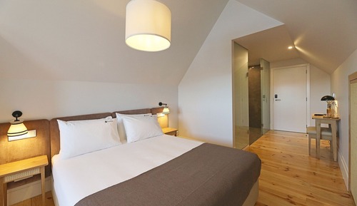 Deluxe Double Room, River View