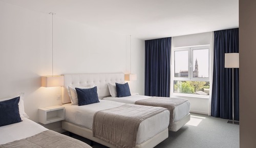 Triple Room (City)