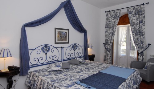 Double or Twin Room (Blue)