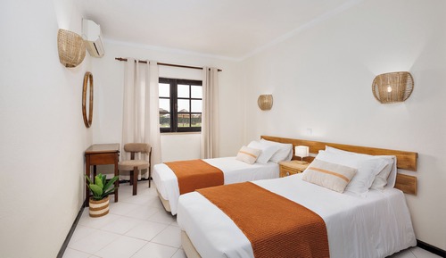 One Bedroom Apartment