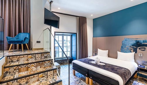 Superior Room, 1 King Bed with Sofa bed