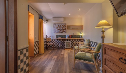 Suite with Private Pool