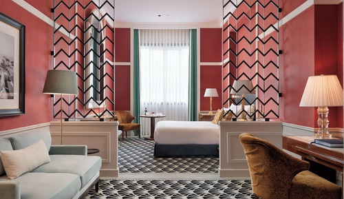 Deluxe Suite