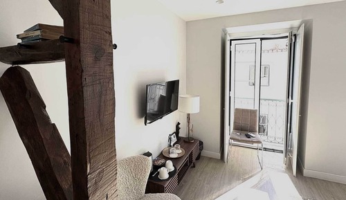 Standard Double Room, Non Smoking (302)