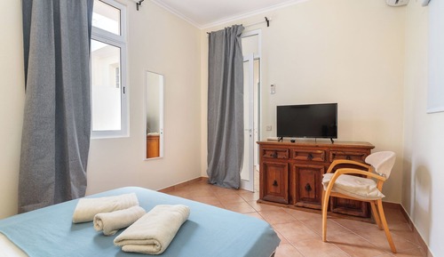 Economy Double Room