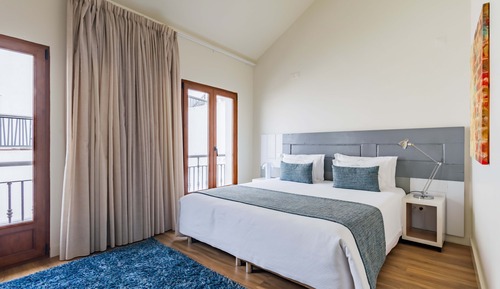 Standard Room, 2 Twin Beds, Private Bathroom
