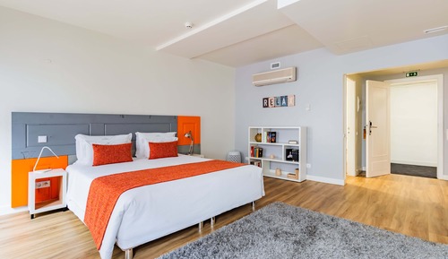 Superior Room, 2 Twin Beds, Courtyard View